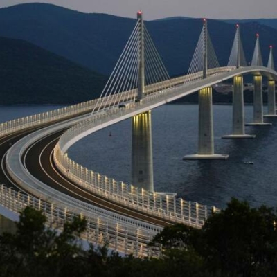 Pont de Peljesac pour assurer une continuité routière à la Croatie
